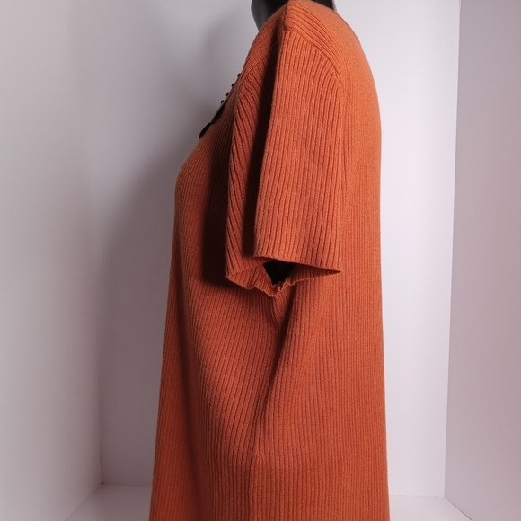 R.Q.T. SHORT SLEEVE PULLOVER SWEATER SIZE XL ORANGE WITH BRN.& TAN BEADING - Picture 6 of 10